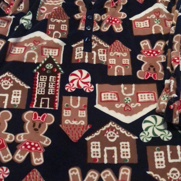Gingerbread Disney pajamas - Picture 5 of 6